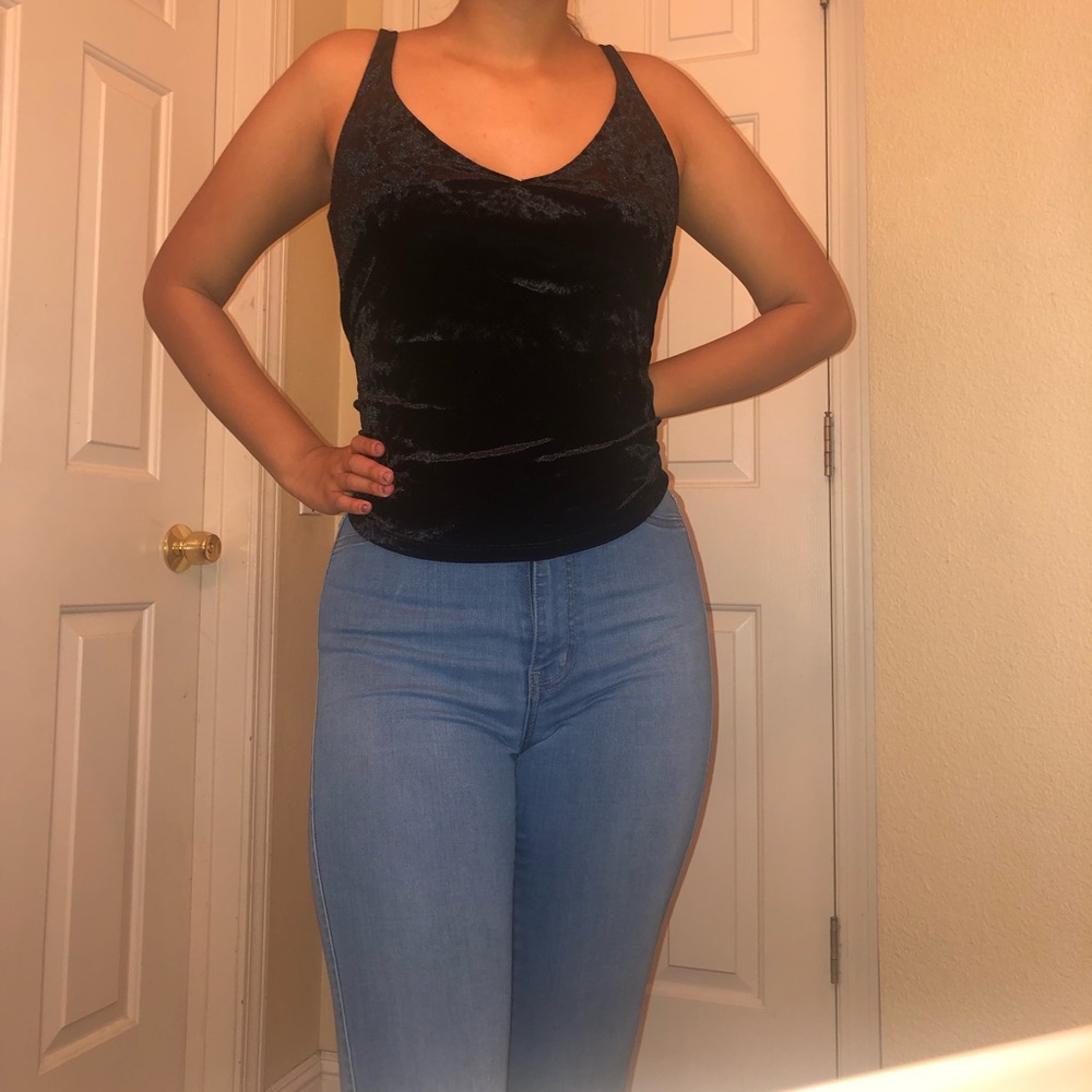Velvet tank top ♻️3 FOR $15♻️